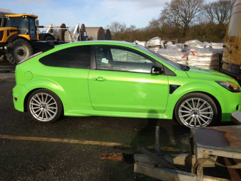 Green Ford Focus ST Respray